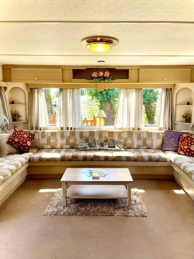Poplar Lodge Log Caravan Kirkby on Bain Εξωτερικό φωτογραφία